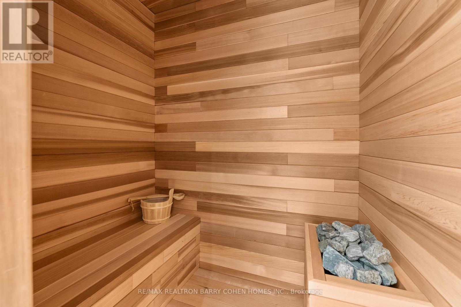 615 Briar Hill Avenue, Toronto, Ontario  M5N 1N4 - Photo 33 - C12748036