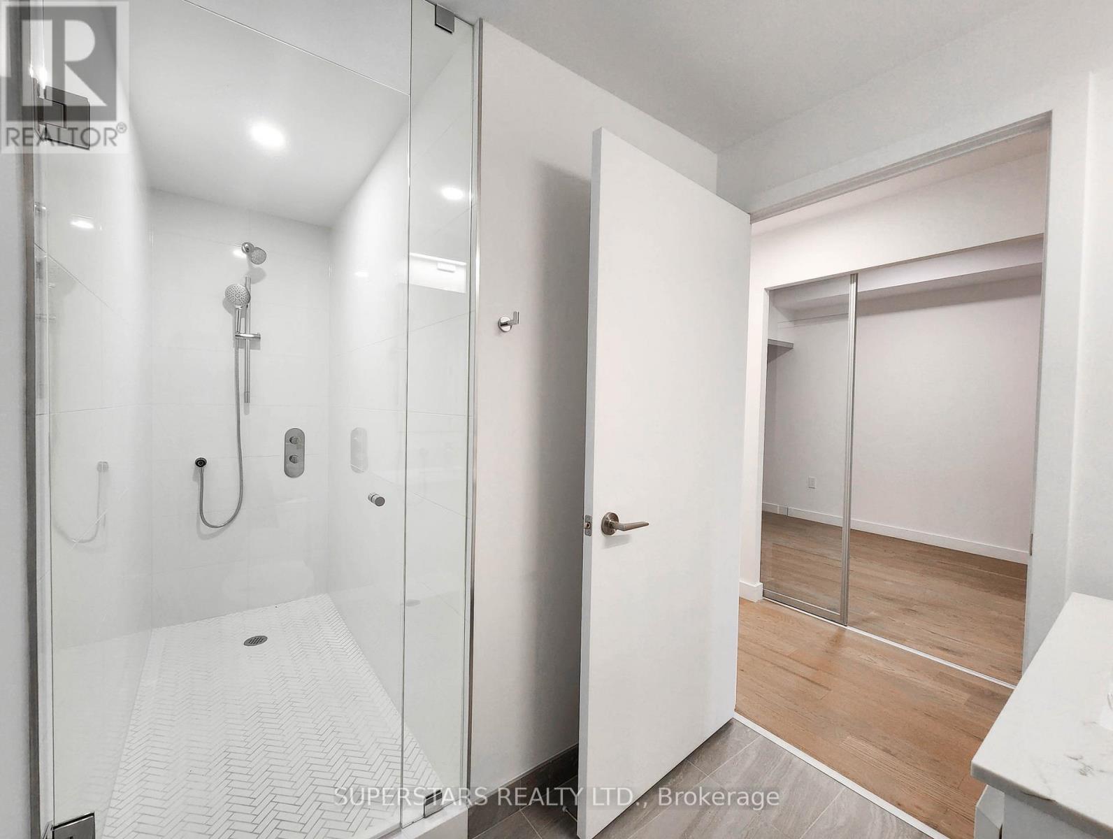 203 - 1720 Bayview Avenue, Toronto, Ontario  M4G 0E5 - Photo 15 - C12748052