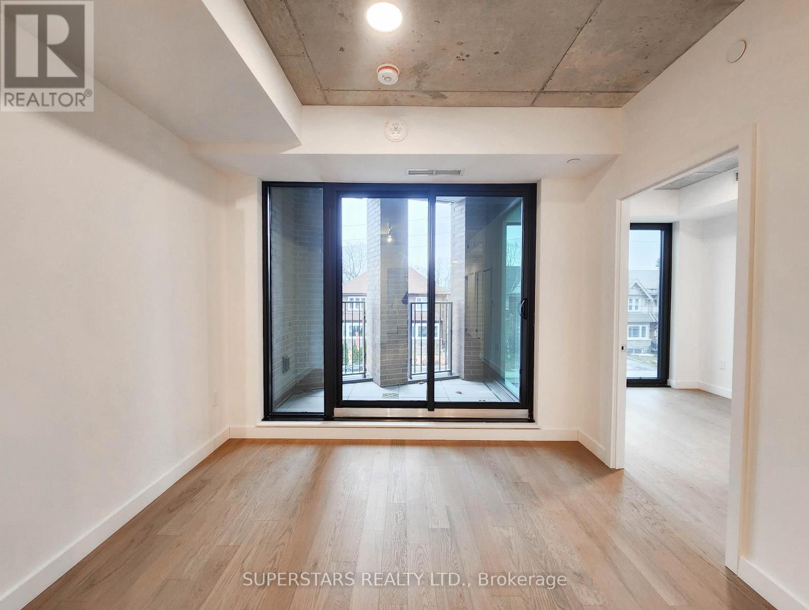 203 - 1720 Bayview Avenue, Toronto, Ontario  M4G 0E5 - Photo 5 - C12748052