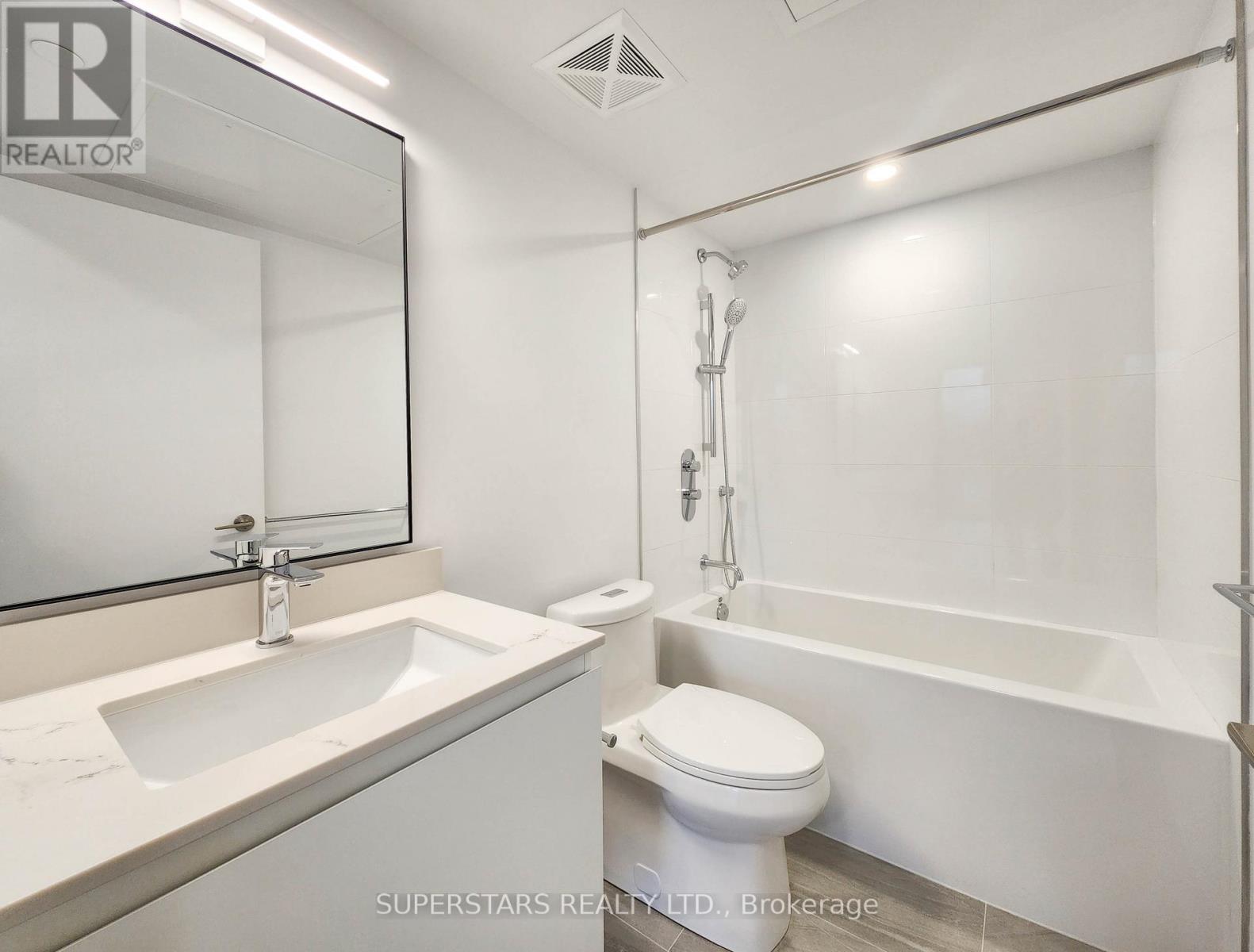 203 - 1720 Bayview Avenue, Toronto, Ontario  M4G 0E5 - Photo 9 - C12748052