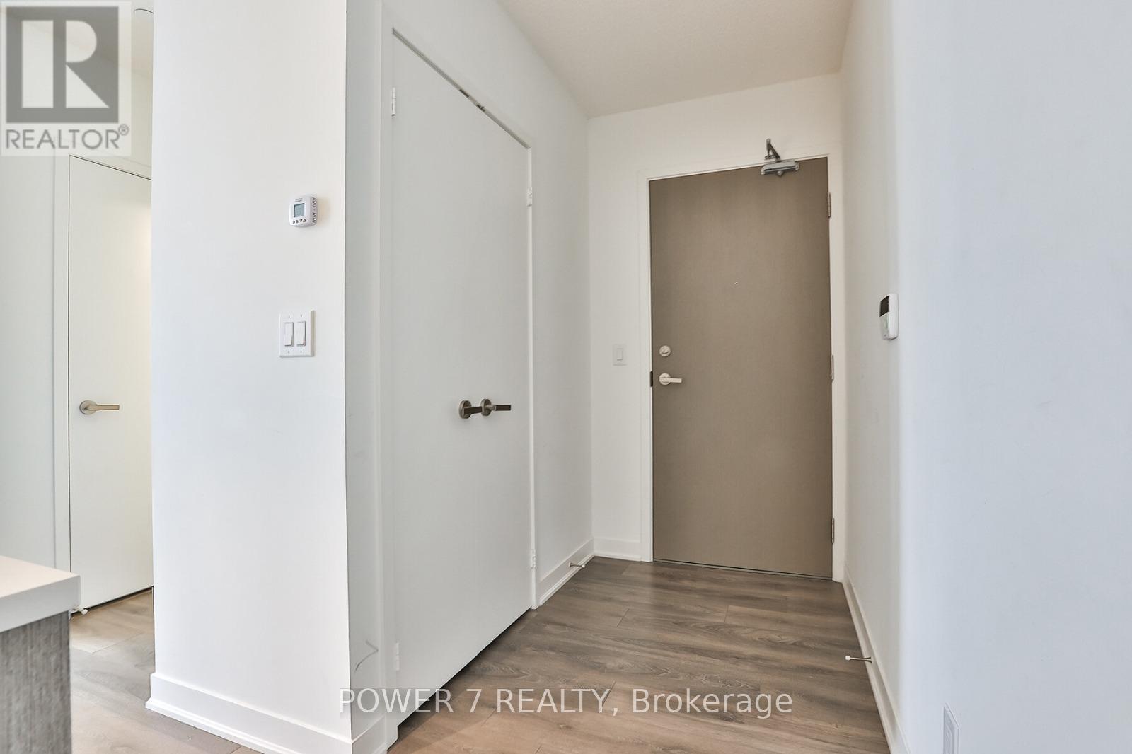 2801 - 88 Harbour Street, Toronto, Ontario  M5J 1B7 - Photo 3 - C12748072