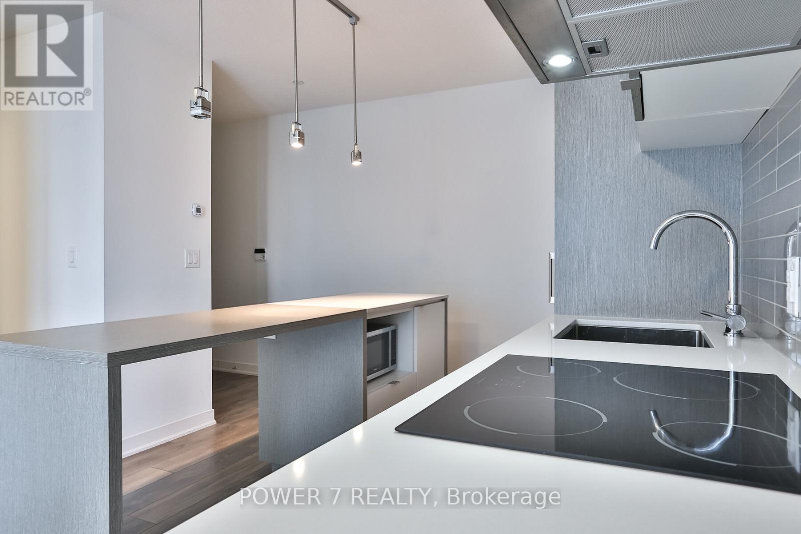 2801 - 88 Harbour Street, Toronto, Ontario  M5J 1B7 - Photo 6 - C12748072