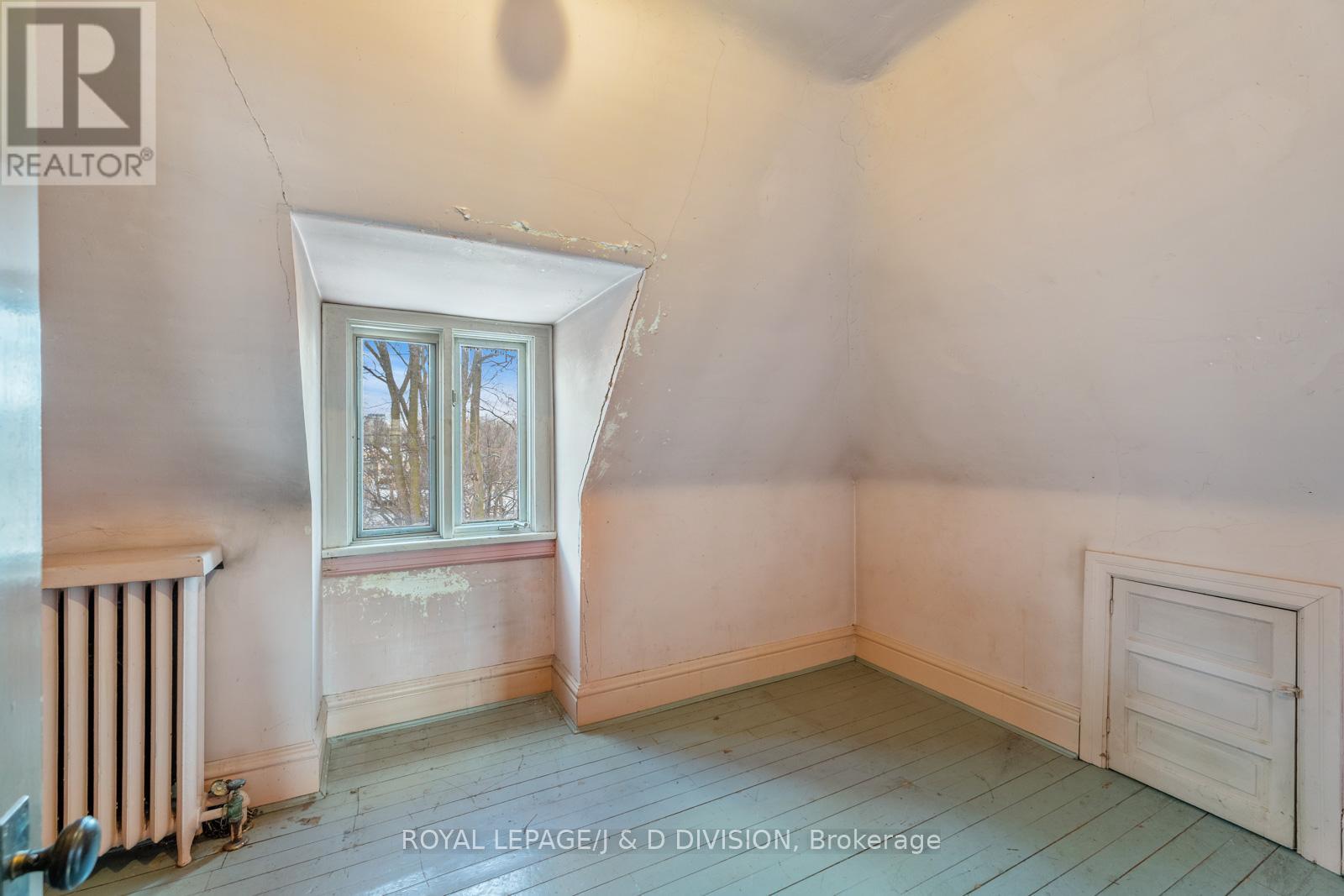 64 Heathdale Road, Toronto, Ontario  M6C 1M8 - Photo 23 - C12748118