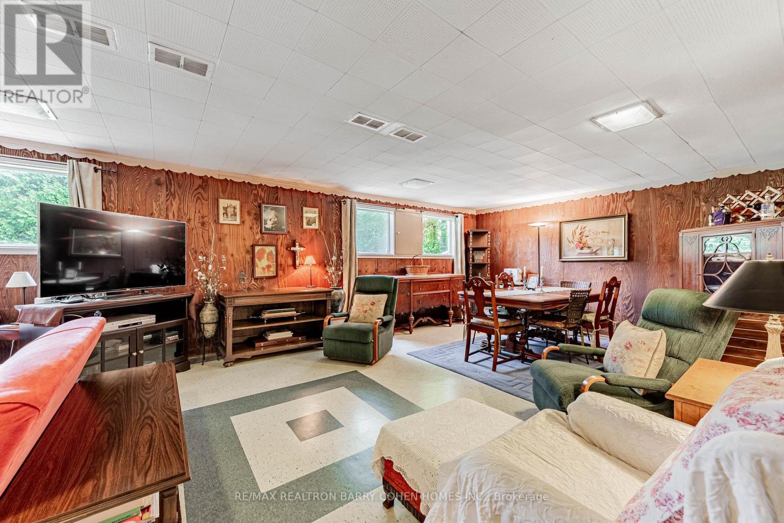 200 Cortleigh Boulevard, Toronto, Ontario  M5N 1P5 - Photo 17 - C12748128