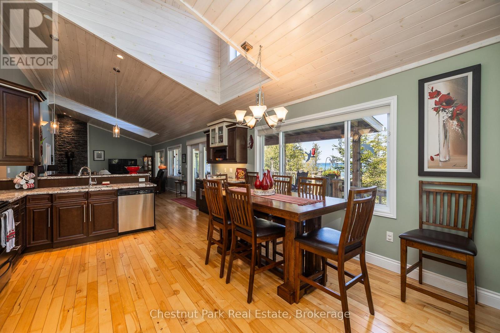 94 Zorra Drive, Northern Bruce Peninsula, Ontario  N0H 2R0 - Photo 19 - X12747832