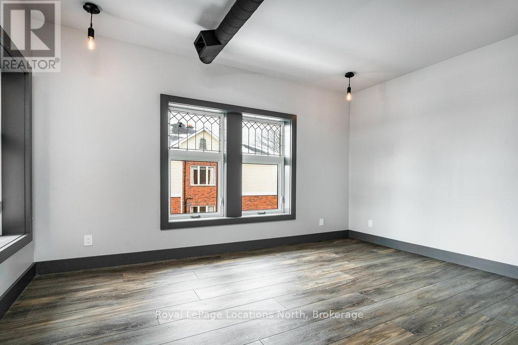 2 - 20 Alice Street E, Blue Mountains, Ontario  N0H 2P0 - Photo 19 - X12748094