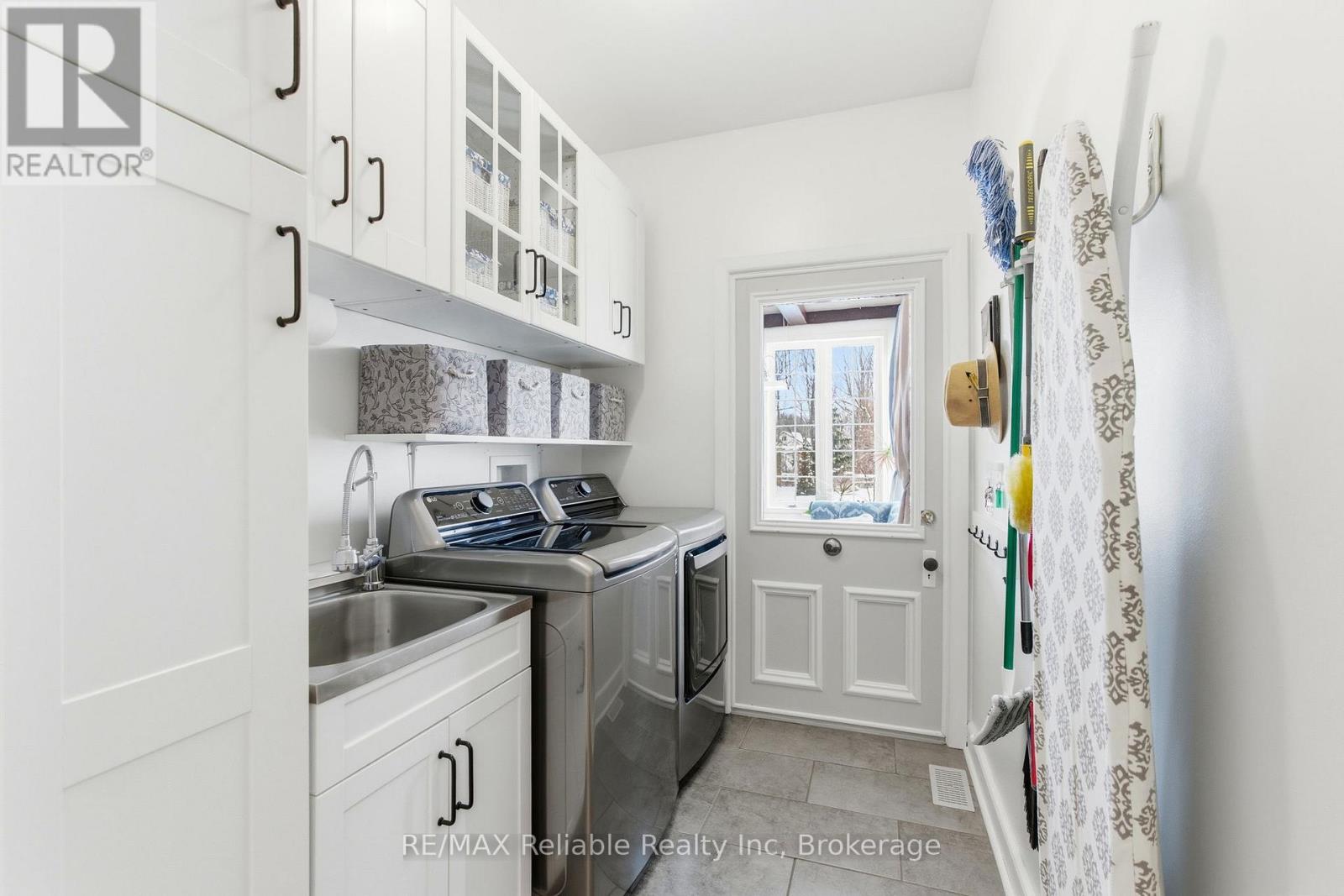 74767 Elm Crescent, Bluewater, Ontario  N0M 1G0 - Photo 33 - X12748092