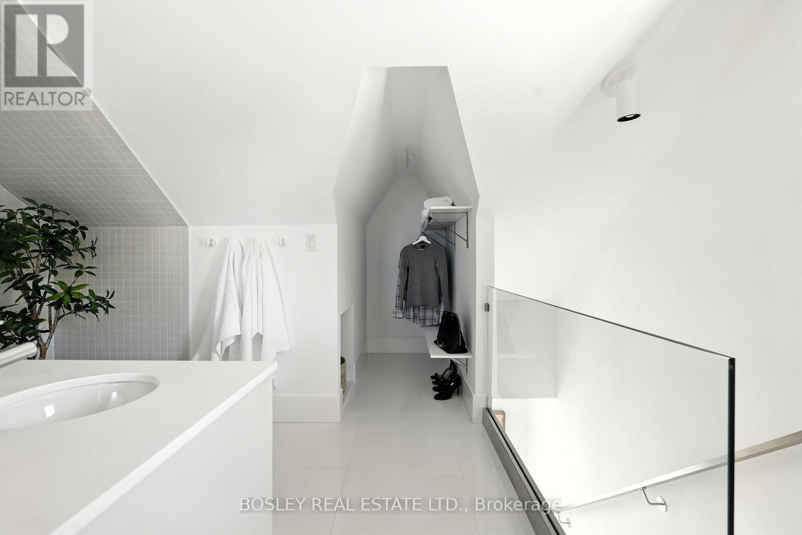 137 Munro Street, Toronto, Ontario  M4M 2B8 - Photo 18 - E12747782