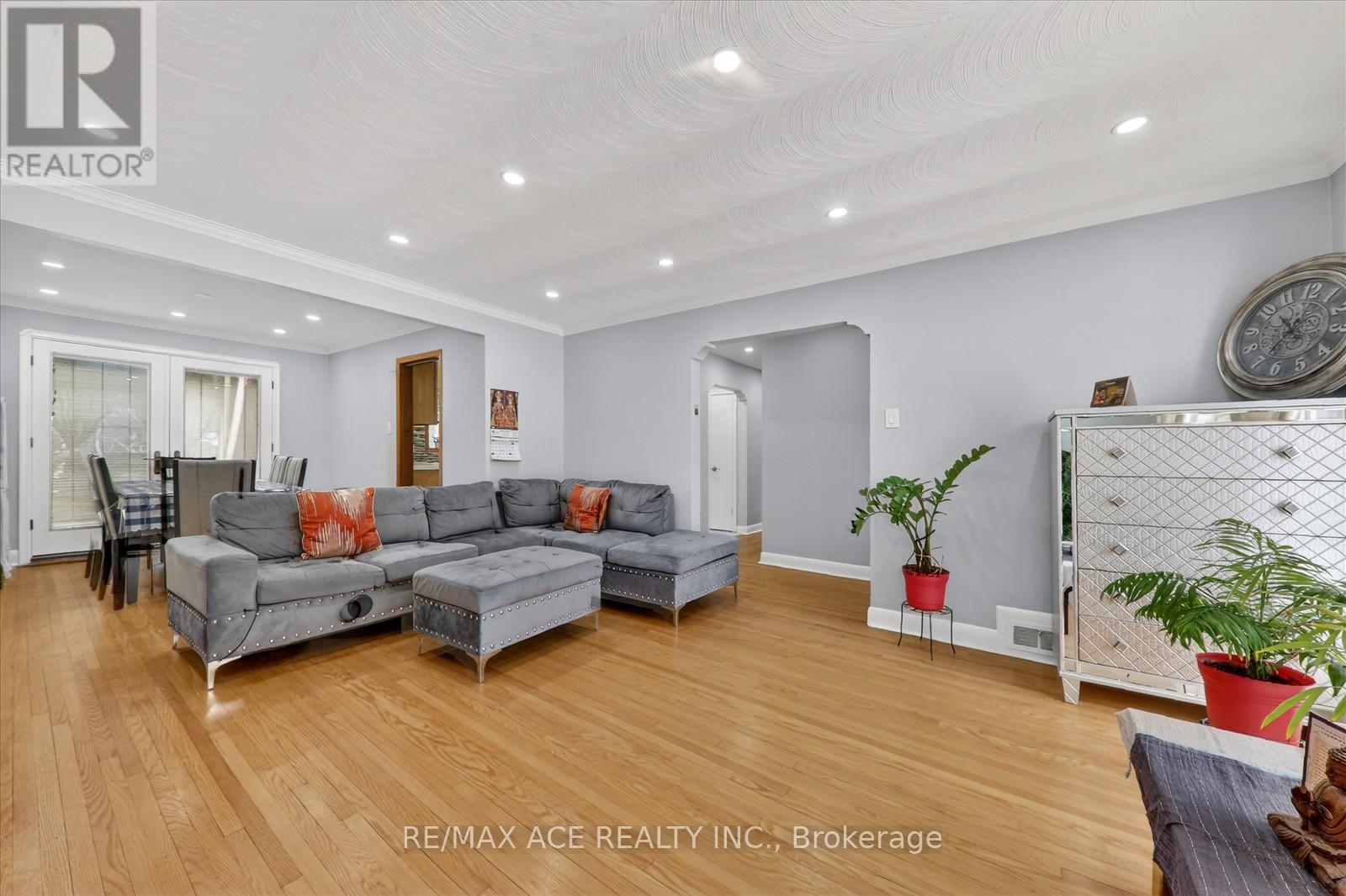 40 Brinloor Boulevard, Toronto, Ontario  M1M 1L5 - Photo 10 - E12747812