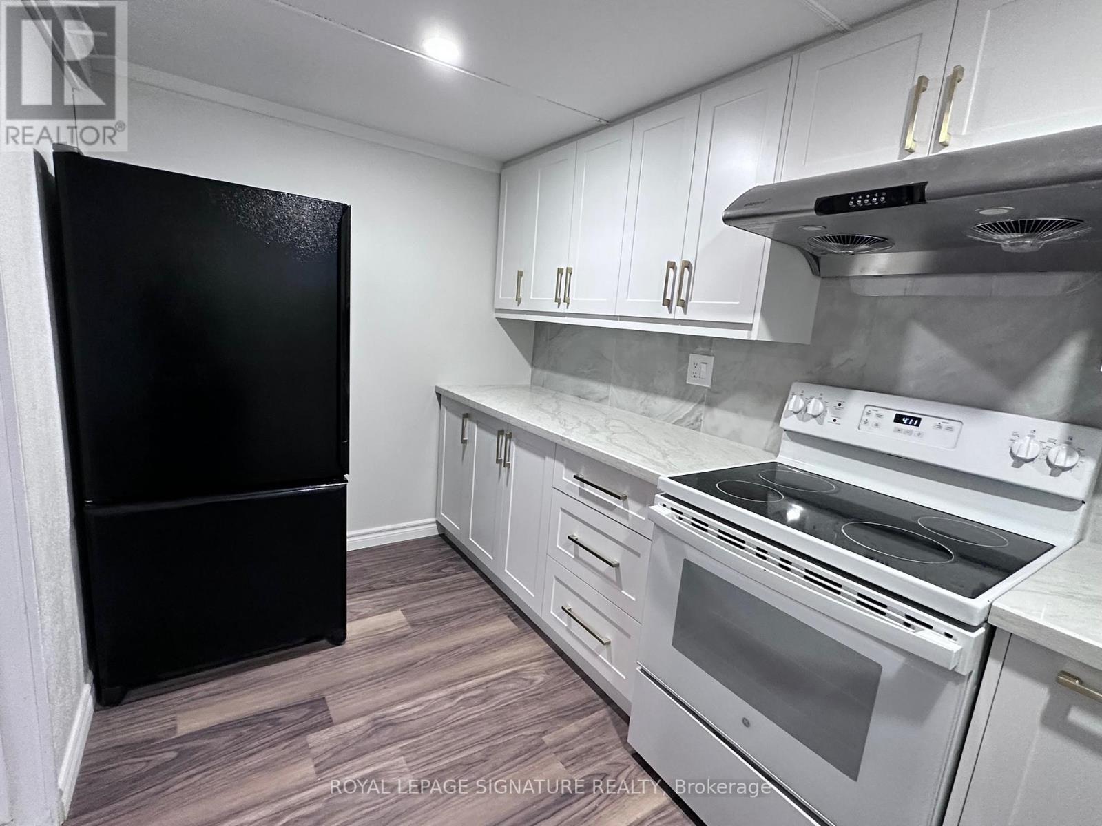 Lower - 55 Munson Crescent, Toronto, Ontario  M1P 3M9 - Photo 3 - E12747856