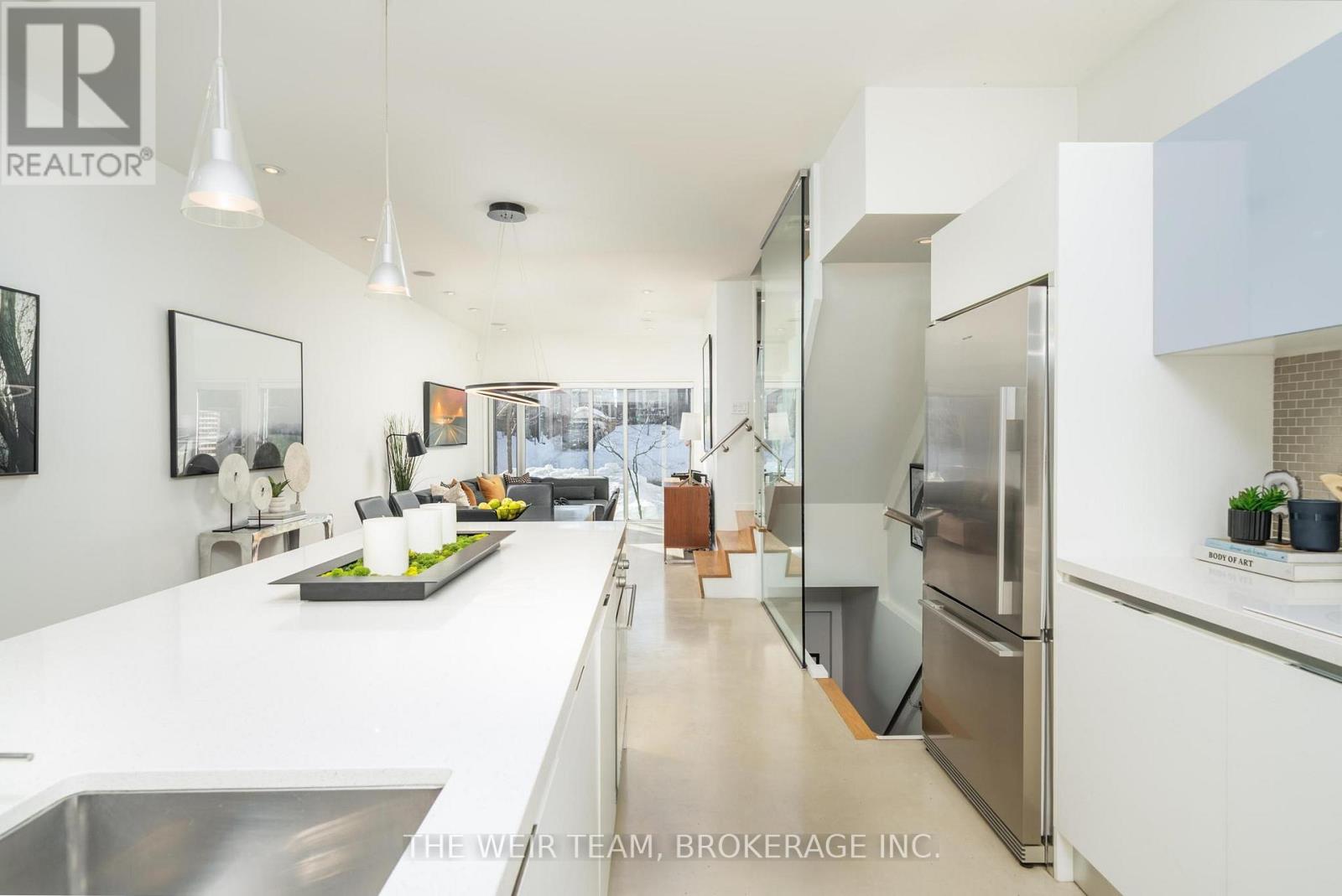 63 Wembley Drive, Toronto, Ontario  M4L 3C9 - Photo 11 - E12747906