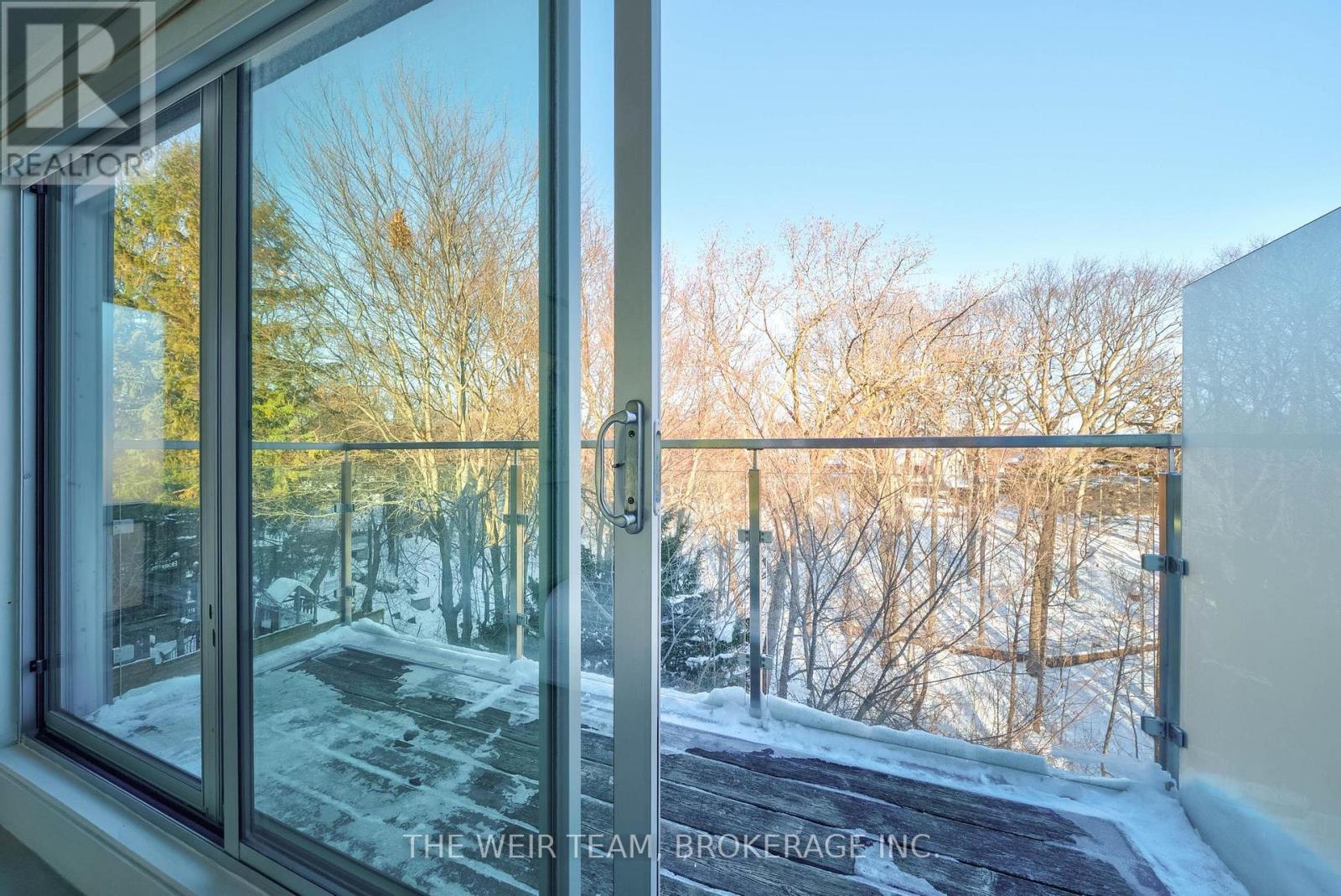 63 Wembley Drive, Toronto, Ontario  M4L 3C9 - Photo 14 - E12747906