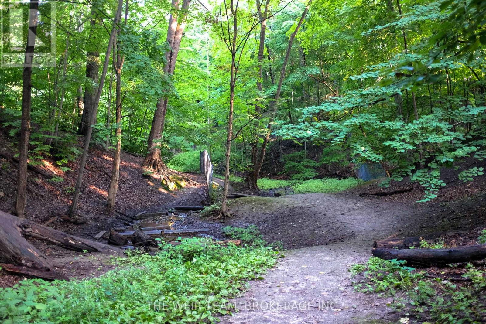 63 Wembley Drive, Toronto, Ontario  M4L 3C9 - Photo 37 - E12747906