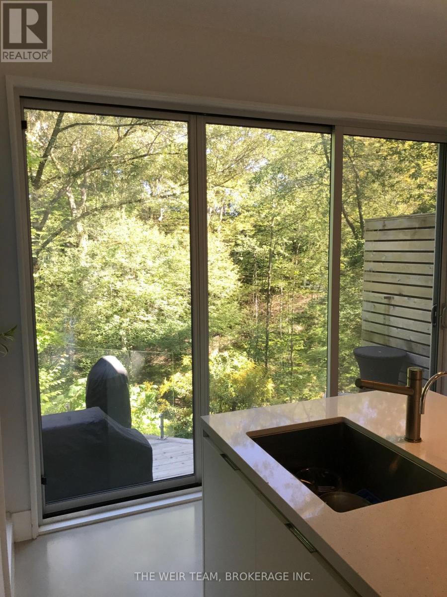 63 Wembley Drive, Toronto, Ontario  M4L 3C9 - Photo 40 - E12747906