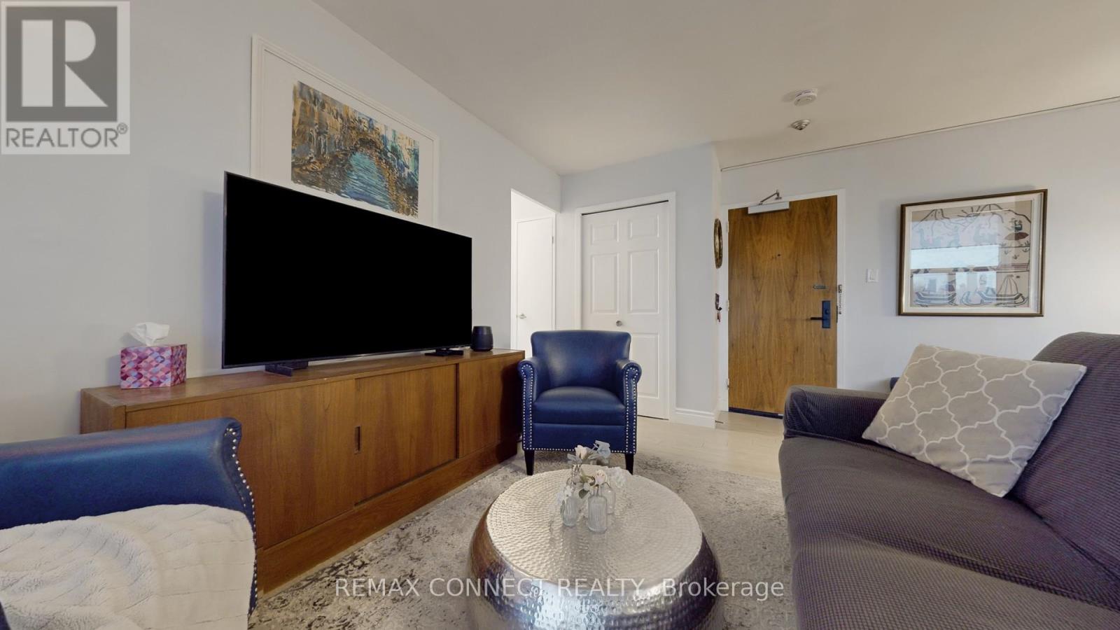 703 - 1145 Logan Avenue, Toronto, Ontario  M4K 3G9 - Photo 10 - E12747920