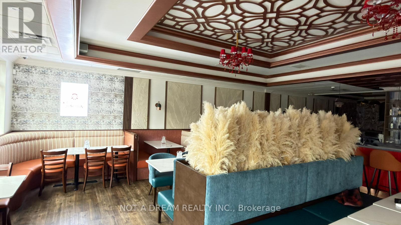 836 Brock Street N, Whitby, Ontario  L1N 4J5 - Photo 2 - E12747924