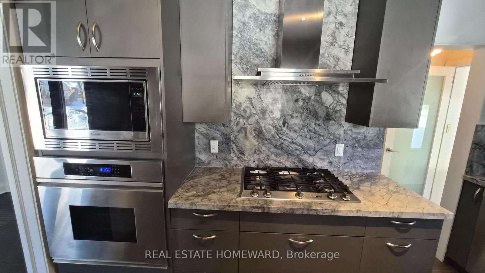 34 Wood Glen Road, Toronto (Birchcliffe-Cliffside), Ontario  M1N 2V9 - Photo 11 - E12747938