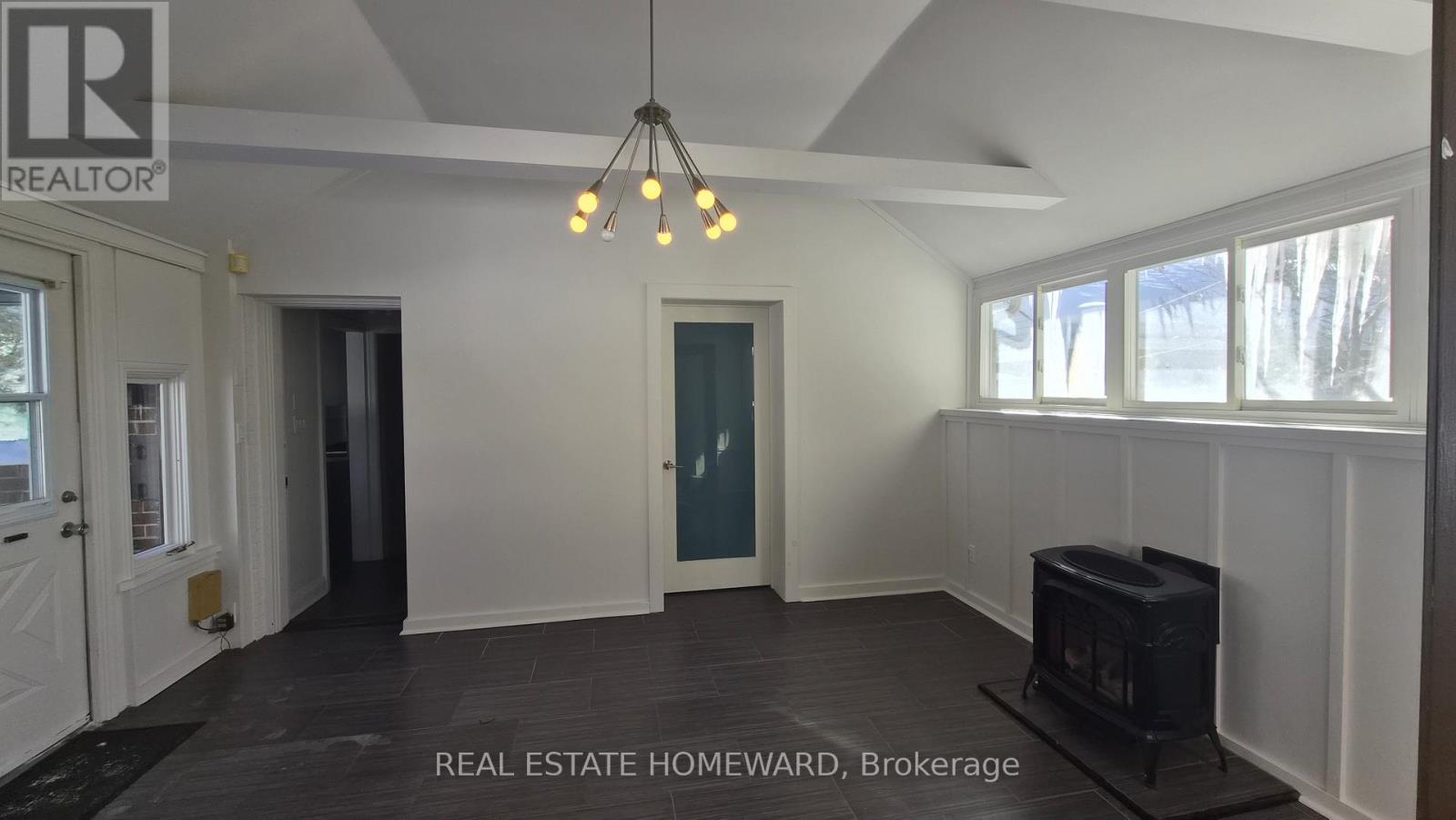 34 Wood Glen Road, Toronto (Birchcliffe-Cliffside), Ontario  M1N 2V9 - Photo 16 - E12747938