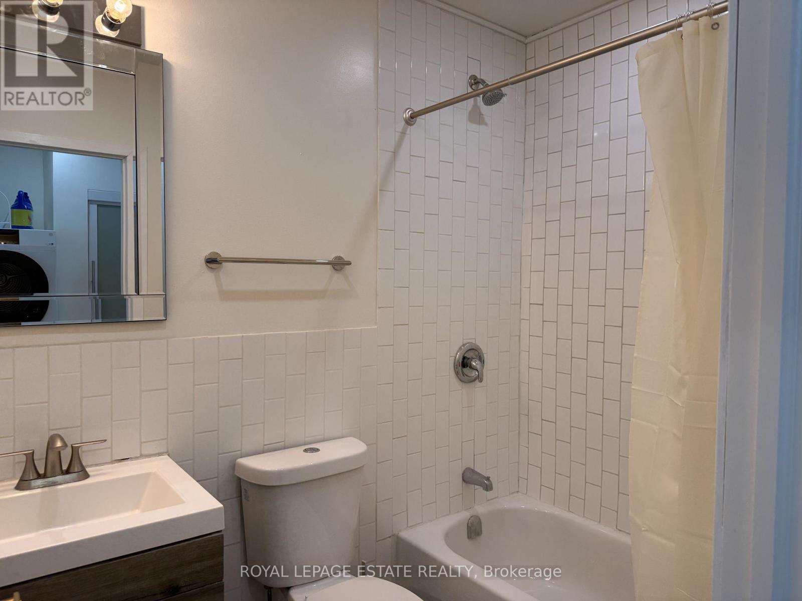 Rear - 67 Wayland Avenue, Toronto, Ontario  M4E 3C8 - Photo 17 - E12747994