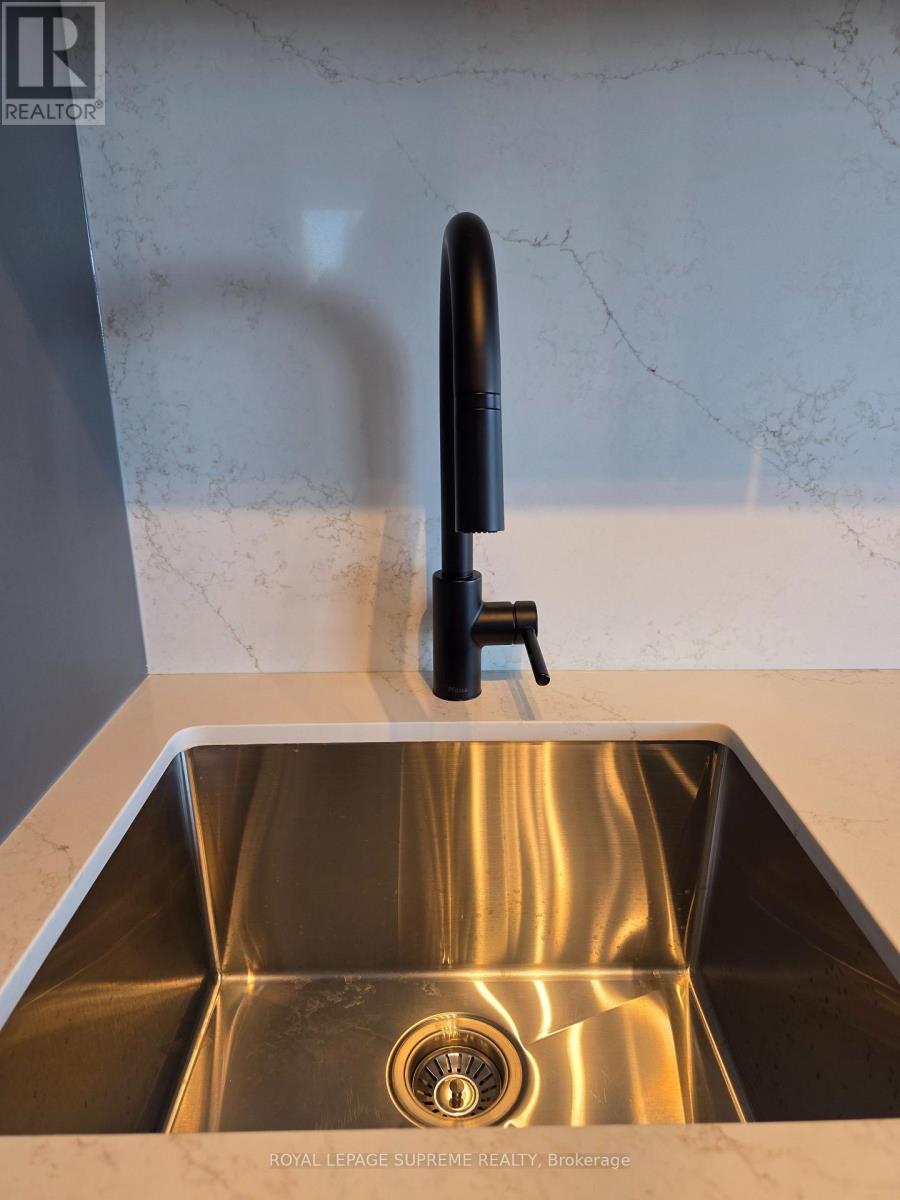 1504 - 35 Parliament Street, Toronto (Waterfront Communities), Ontario  M6P 2T3 - Photo 14 - C12721812