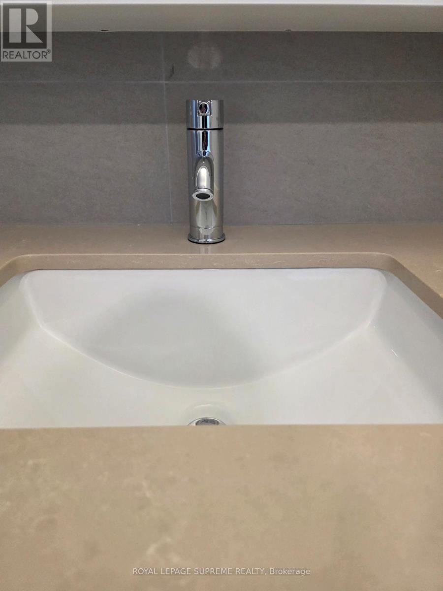 1504 - 35 Parliament Street, Toronto (Waterfront Communities), Ontario  M6P 2T3 - Photo 8 - C12721812