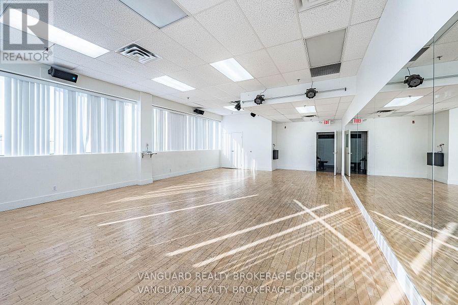 2nd Floor - 2077 Rutherford Road, Vaughan, Ontario  L4K 2N3 - Photo 13 - N12747794
