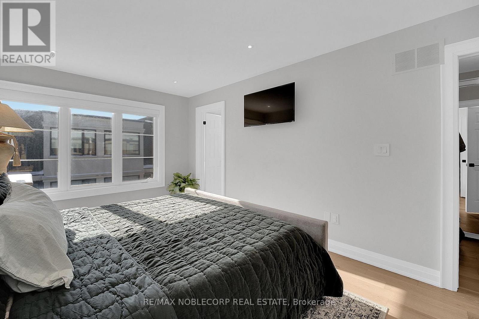 93 Sandwell Street, Vaughan, Ontario  L4H 4R2 - Photo 25 - N12747816