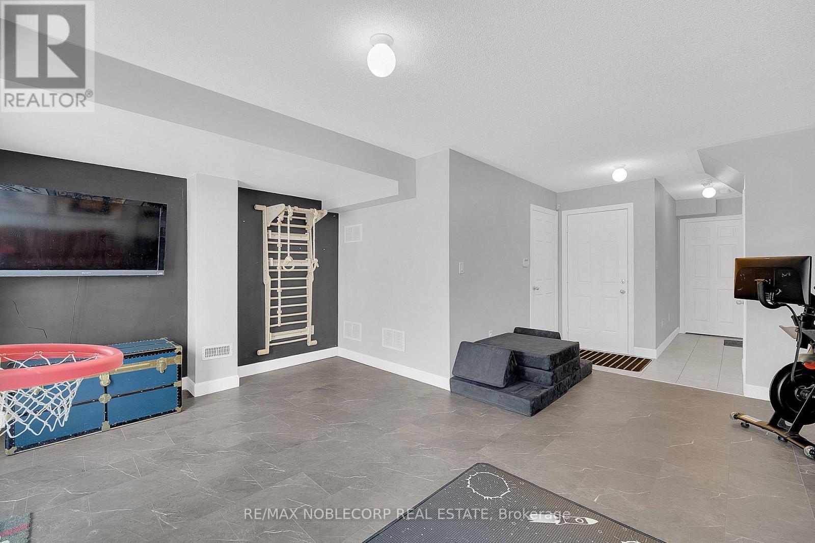 93 Sandwell Street, Vaughan, Ontario  L4H 4R2 - Photo 35 - N12747816