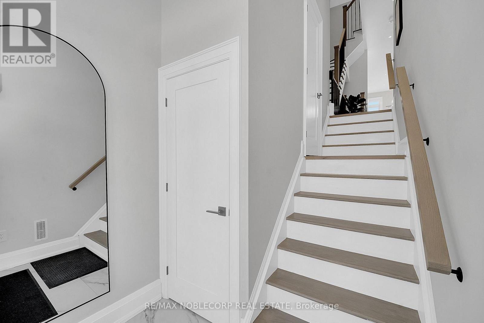 93 Sandwell Street, Vaughan, Ontario  L4H 4R2 - Photo 8 - N12747816