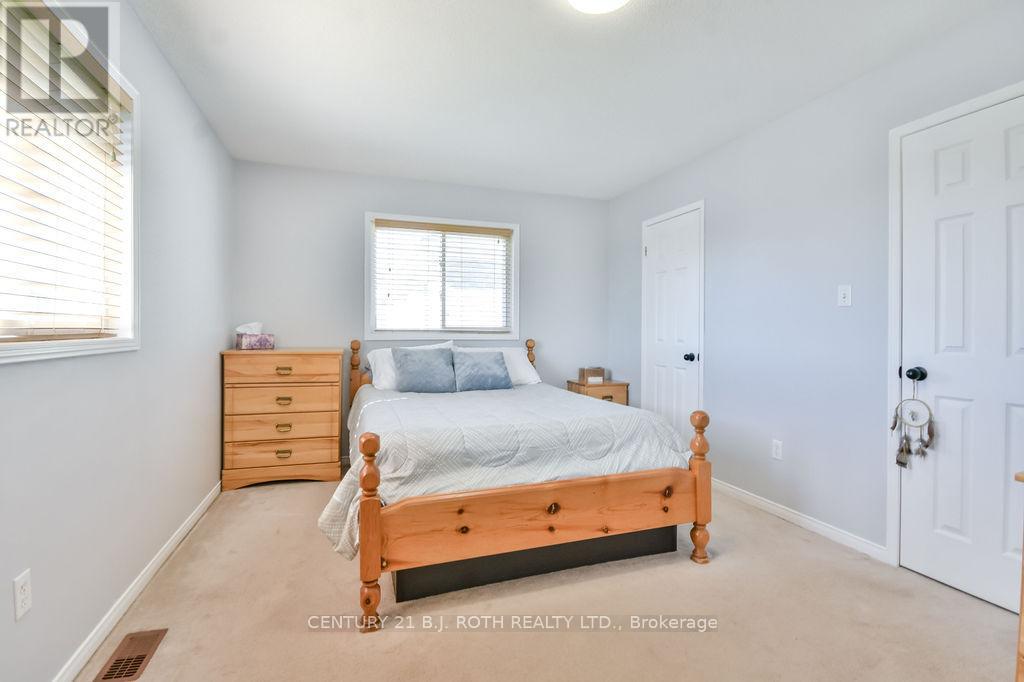 1970 Webster Boulevard, Innisfil, Ontario  L9S 2A5 - Photo 15 - N12747934