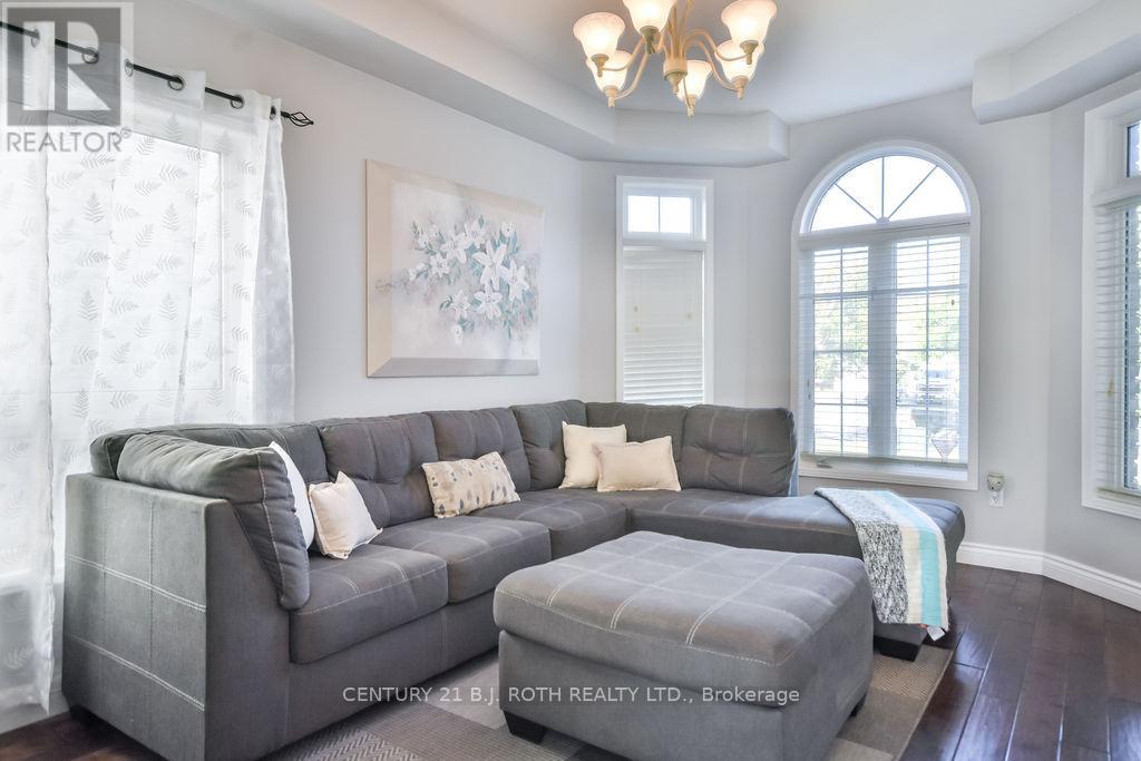 1970 Webster Boulevard, Innisfil, Ontario  L9S 2A5 - Photo 8 - N12747934