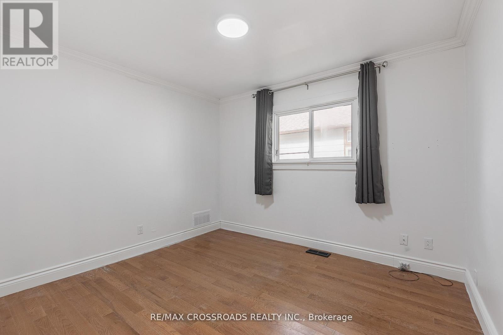 324 Tampa Drive, Georgina, Ontario  L4P 3A4 - Photo 19 - N12747940