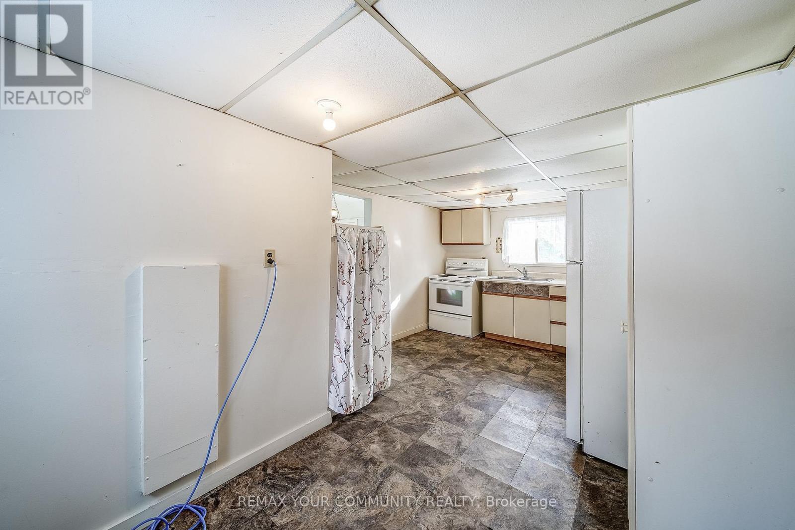 280 Pasadena Drive, Georgina, Ontario  L4P 2Y9 - Photo 12 - N12747956