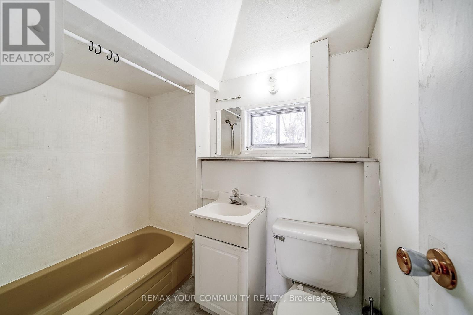 280 Pasadena Drive, Georgina, Ontario  L4P 2Y9 - Photo 18 - N12747956