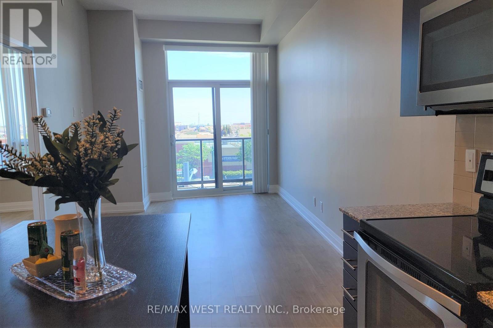 318 - 3600 Hwy 7 Road, Vaughan, Ontario  L4L 0G7 - Photo 12 - N12748008