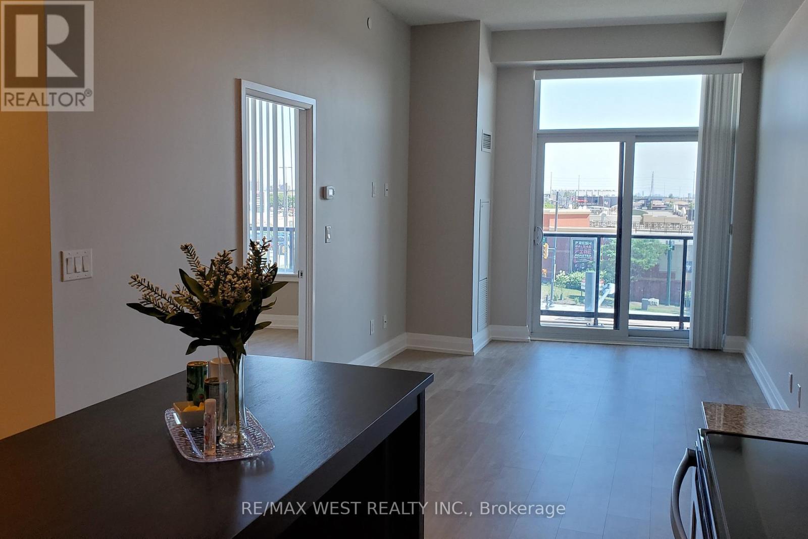 318 - 3600 Hwy 7 Road, Vaughan, Ontario  L4L 0G7 - Photo 13 - N12748008