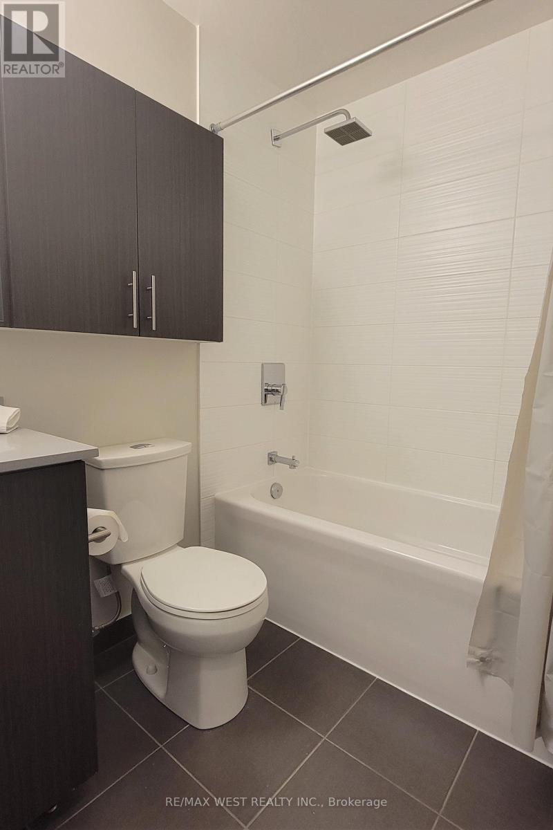 318 - 3600 Hwy 7 Road, Vaughan, Ontario  L4L 0G7 - Photo 22 - N12748008