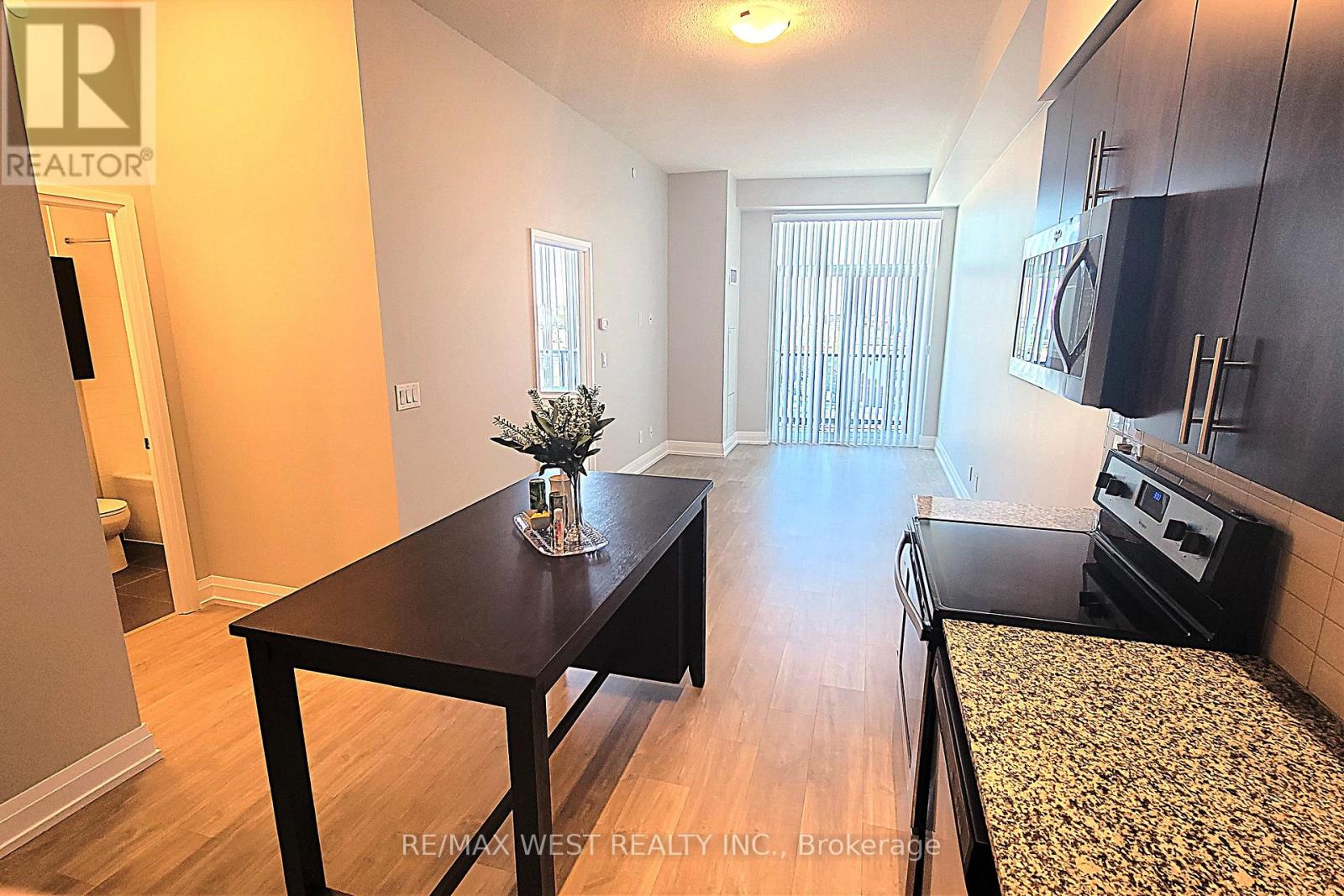 318 - 3600 Hwy 7 Road, Vaughan, Ontario  L4L 0G7 - Photo 8 - N12748008