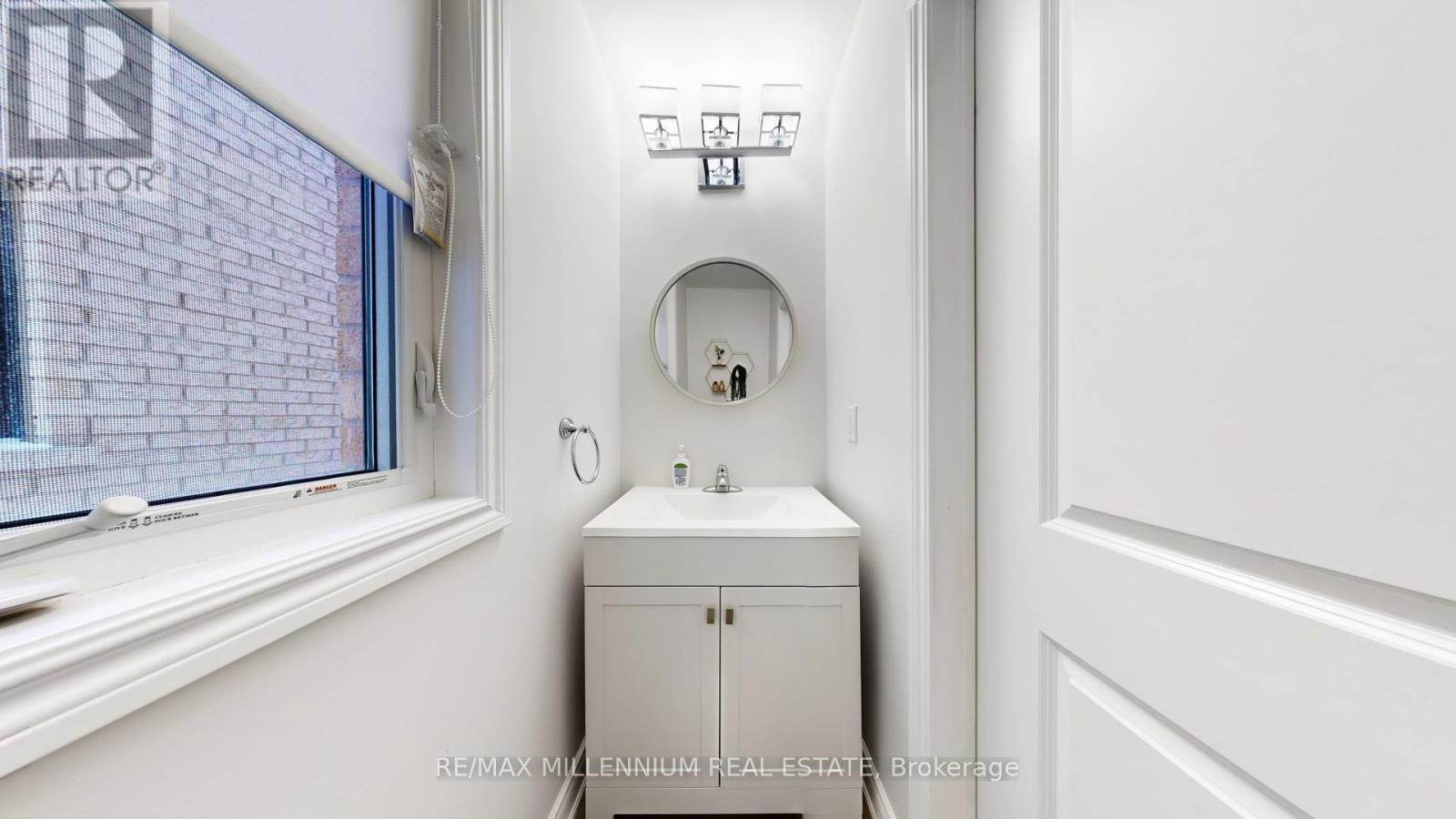 53 Zenith Avenue, Vaughan, Ontario  L4H 4L1 - Photo 17 - N12748018