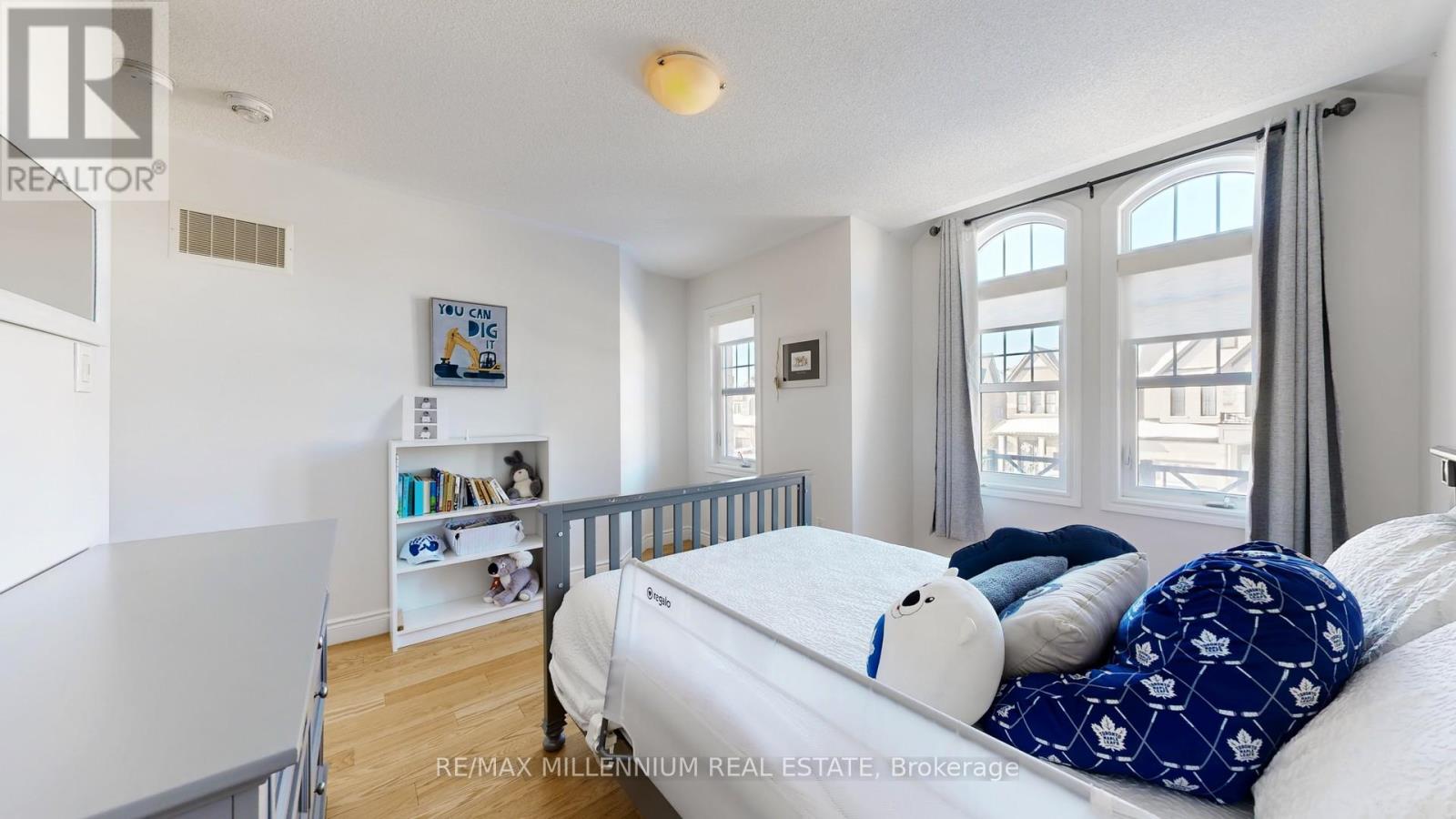 53 Zenith Avenue, Vaughan, Ontario  L4H 4L1 - Photo 30 - N12748018