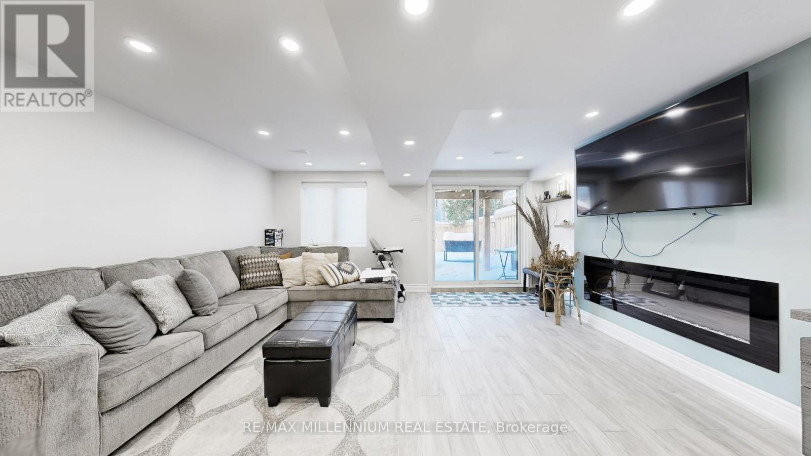 53 Zenith Avenue, Vaughan, Ontario  L4H 4L1 - Photo 38 - N12748018