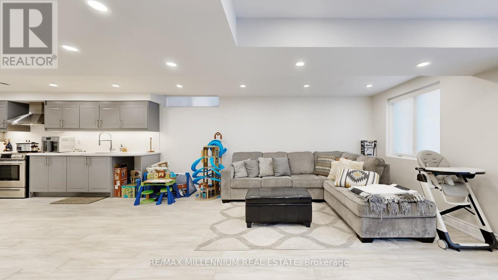 53 Zenith Avenue, Vaughan, Ontario  L4H 4L1 - Photo 40 - N12748018