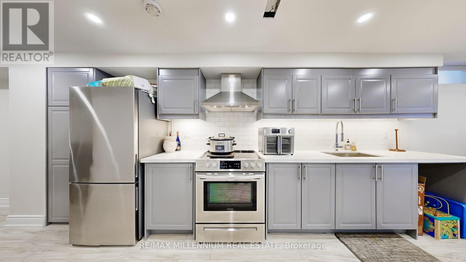 53 Zenith Avenue, Vaughan, Ontario  L4H 4L1 - Photo 46 - N12748018