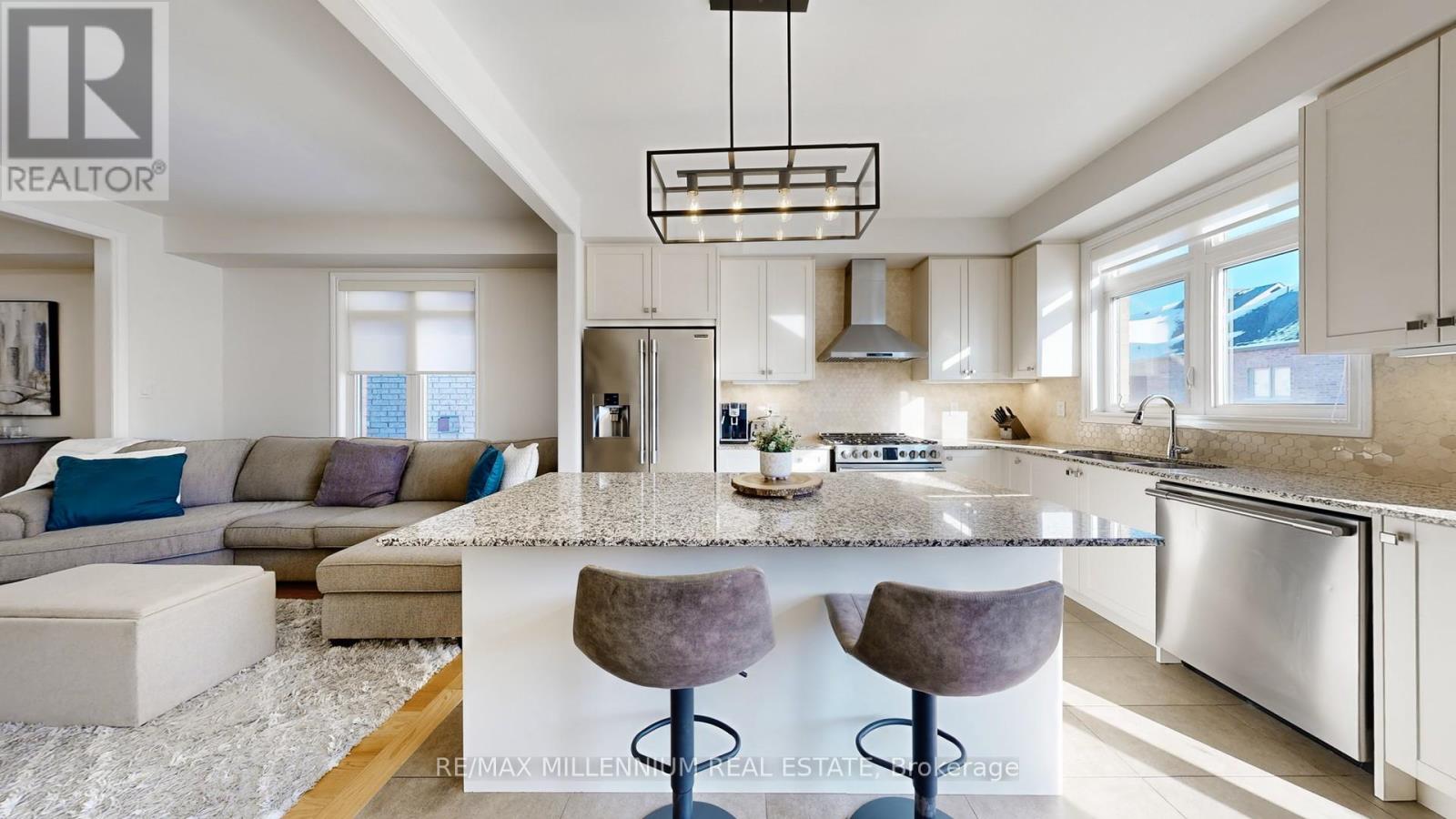 53 Zenith Avenue, Vaughan, Ontario  L4H 4L1 - Photo 8 - N12748018