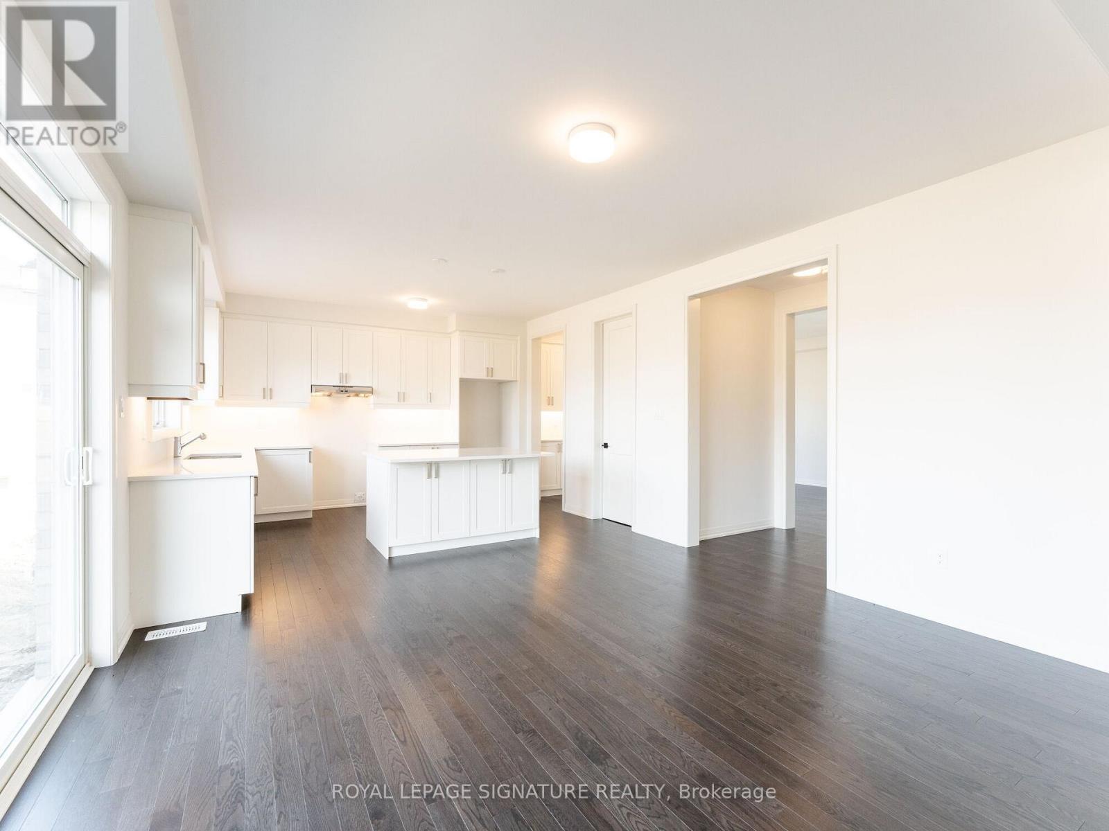 4 Mayflower Garden, Adjala-Tosorontio (Colgan), Ontario  L0G 1W0 - Photo 11 - N12748040