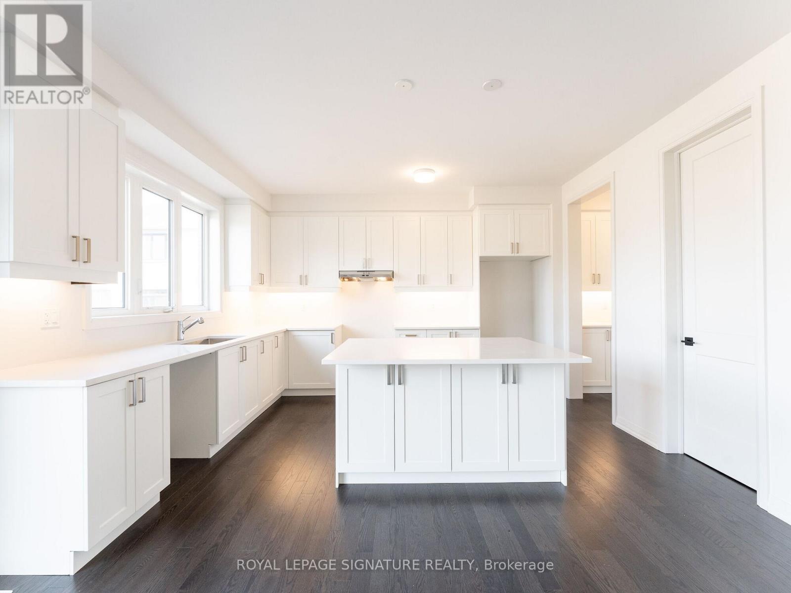 4 Mayflower Garden, Adjala-Tosorontio (Colgan), Ontario  L0G 1W0 - Photo 13 - N12748040