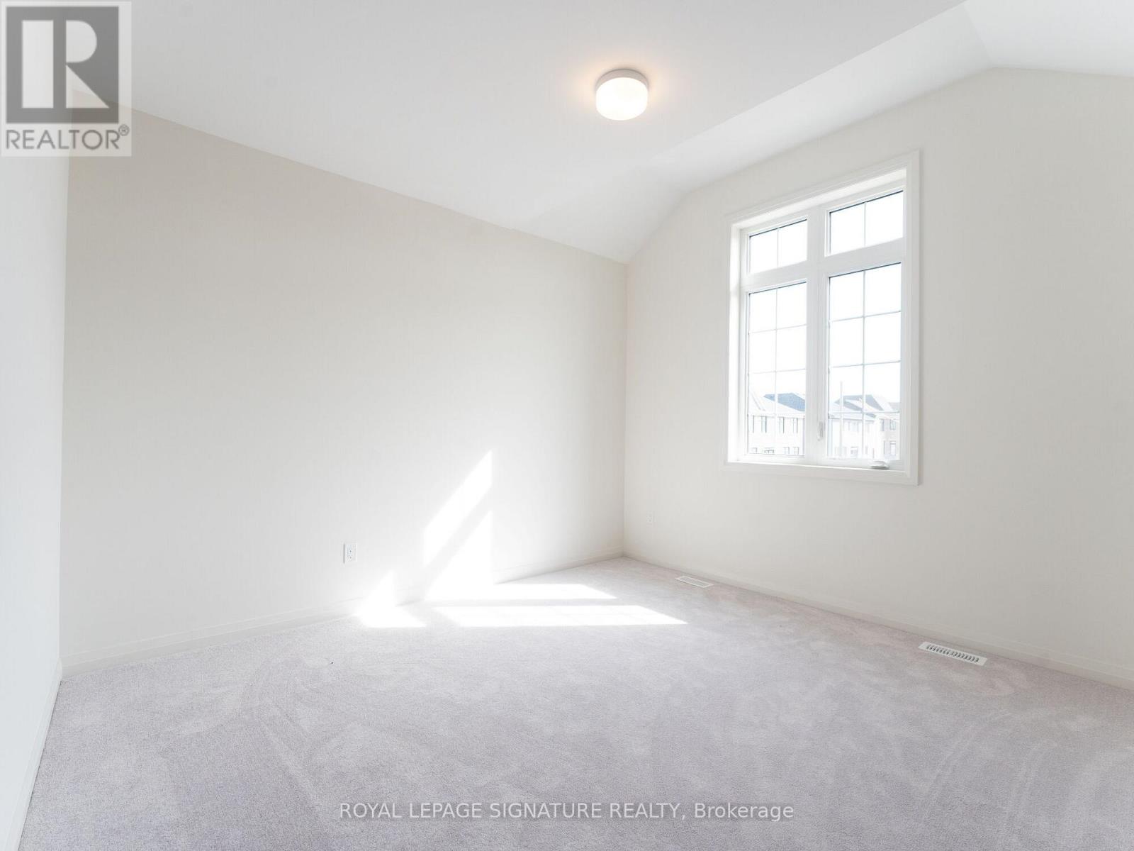 4 Mayflower Garden, Adjala-Tosorontio (Colgan), Ontario  L0G 1W0 - Photo 21 - N12748040