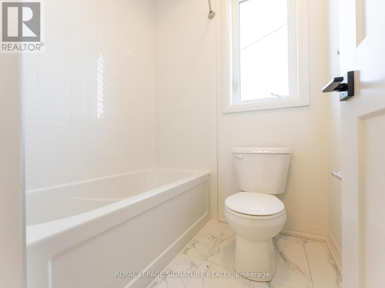 4 Mayflower Garden, Adjala-Tosorontio (Colgan), Ontario  L0G 1W0 - Photo 29 - N12748040