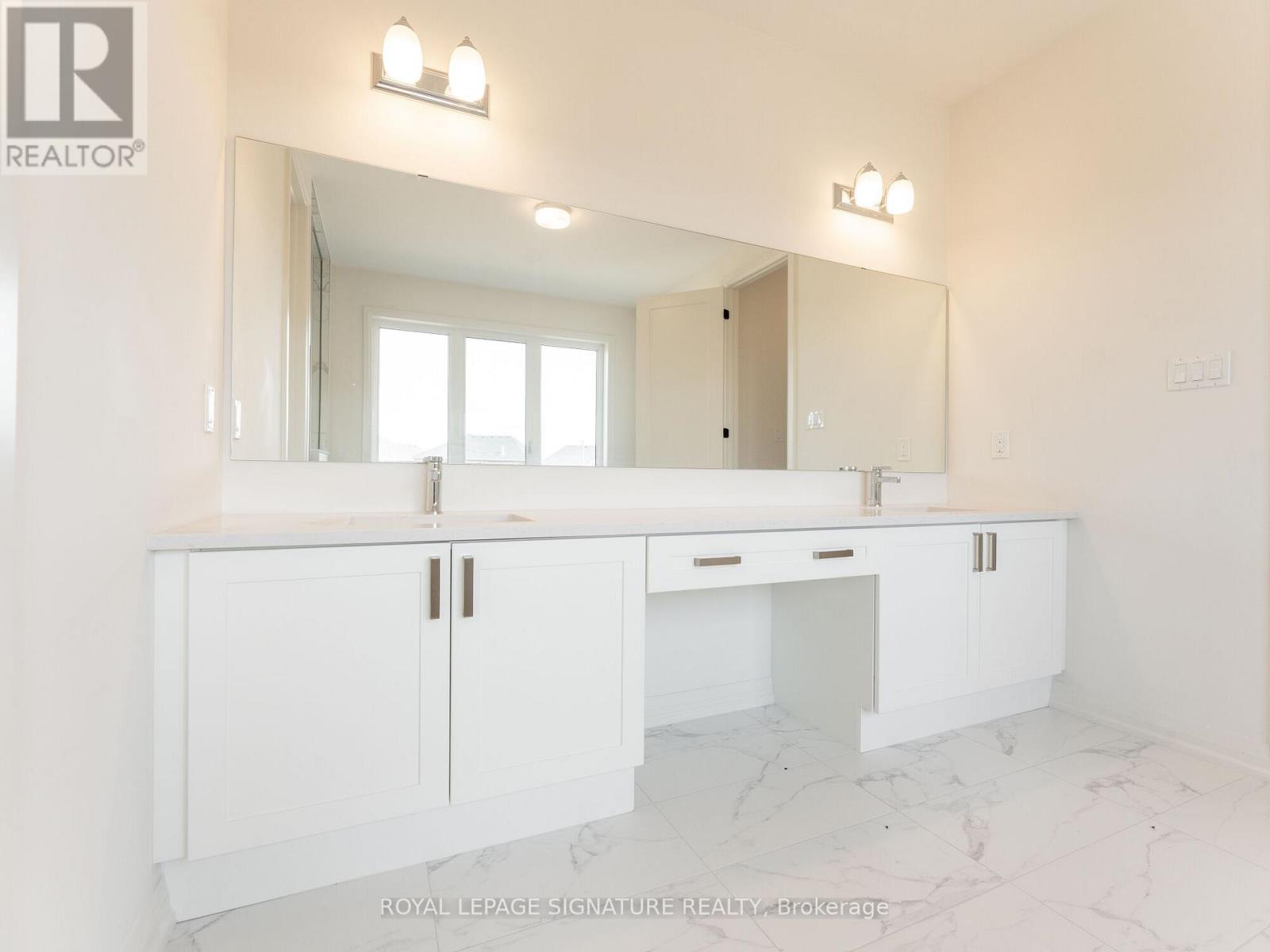 4 Mayflower Garden, Adjala-Tosorontio (Colgan), Ontario  L0G 1W0 - Photo 37 - N12748040