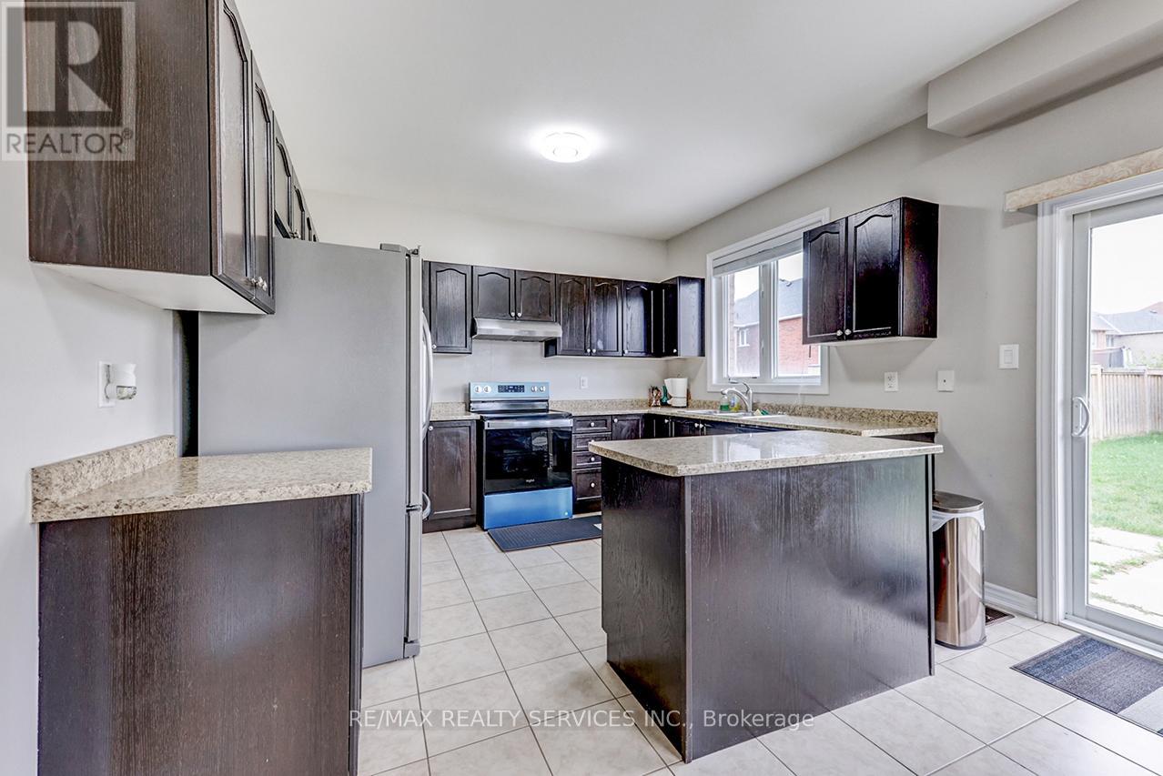 2179 Dawson Crescent, Innisfil, Ontario  L9B 0H1 - Photo 13 - N12748050